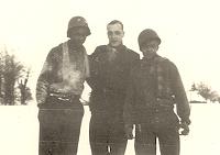 Guillaume Liégeois et deux libérateurs